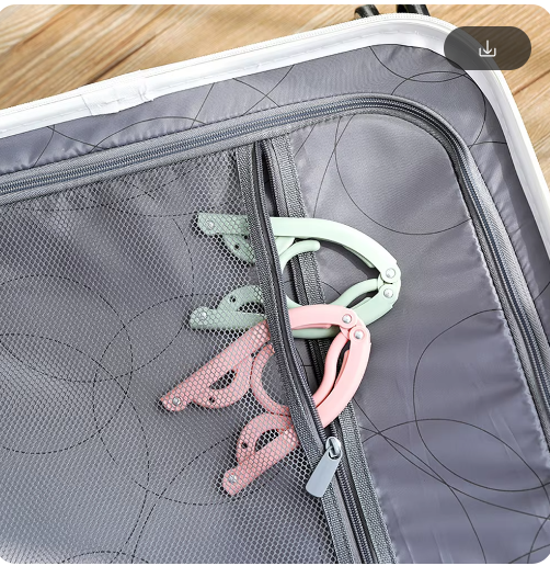 LuxTribe™ Portable FoldAway Travel Hanger Set